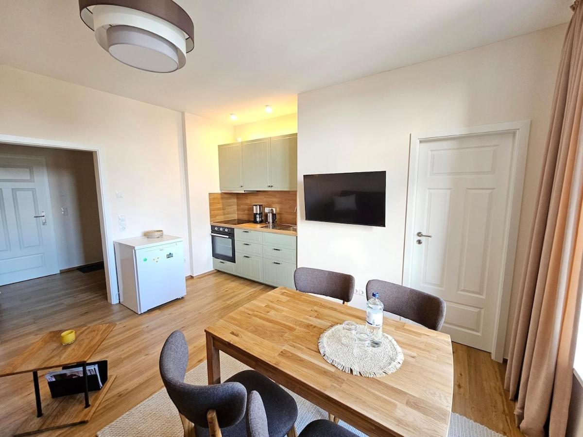 Ferienwohnung Glueck Am See Sternberg Extérieur photo
